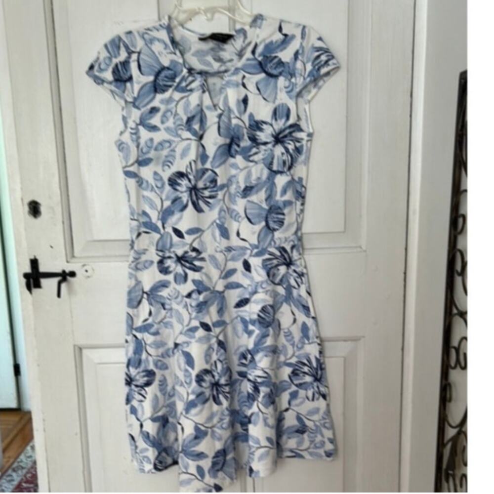 Dorothy Perkins Blue and White summer dress